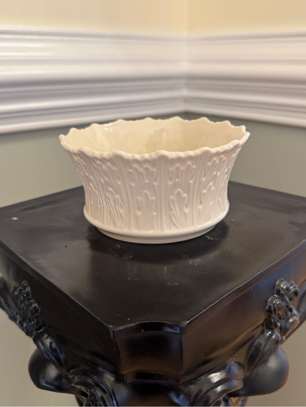 Lenox Woodland Cream Embossed Ceramic Bowl, Made in USA